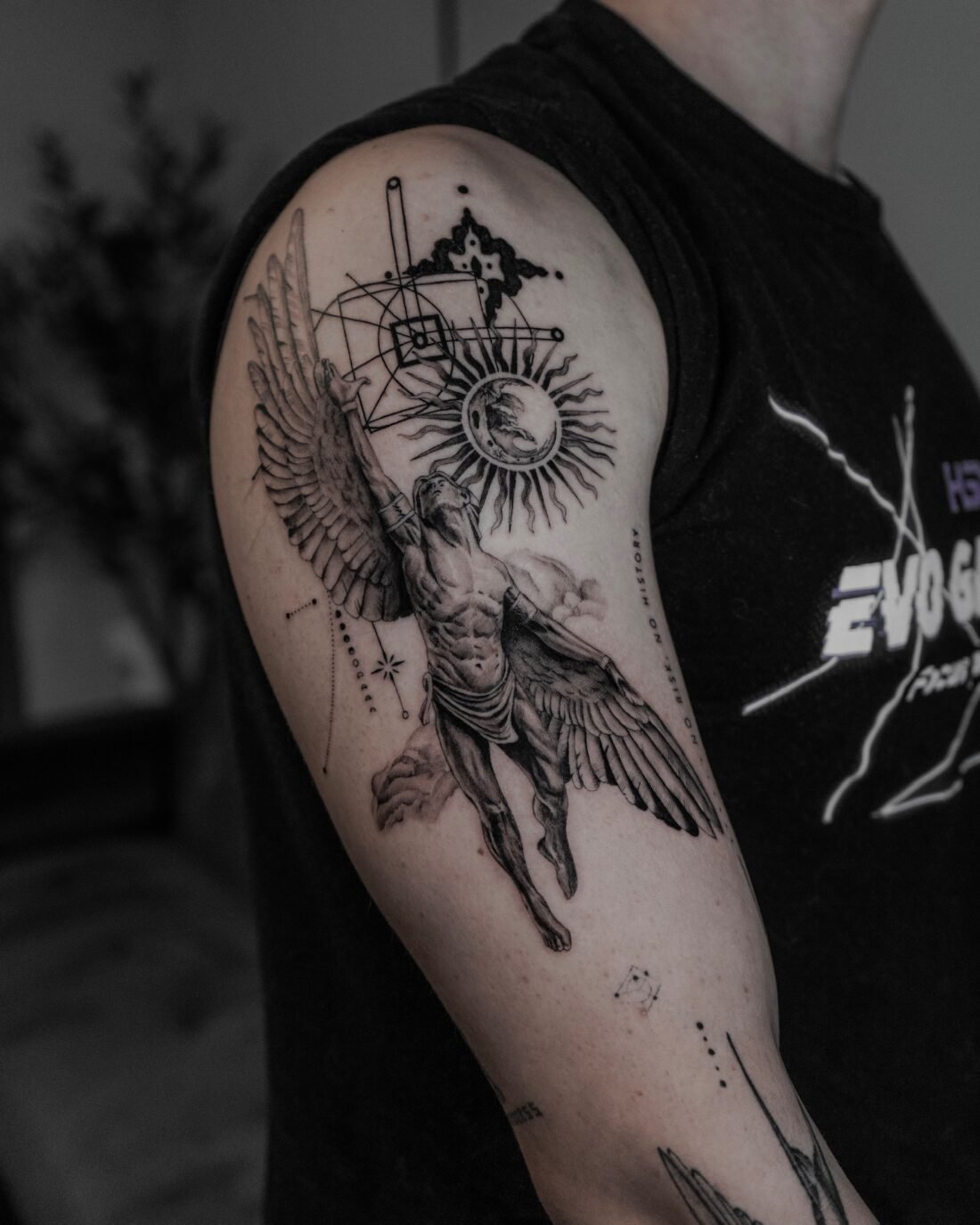 Arquitectura, tatuaje de Elena Navarro en Valencia